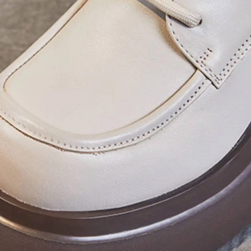Fashionable Retro Platform Shoes-3
