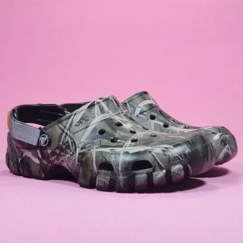 Fashionable Cool Clogs-3