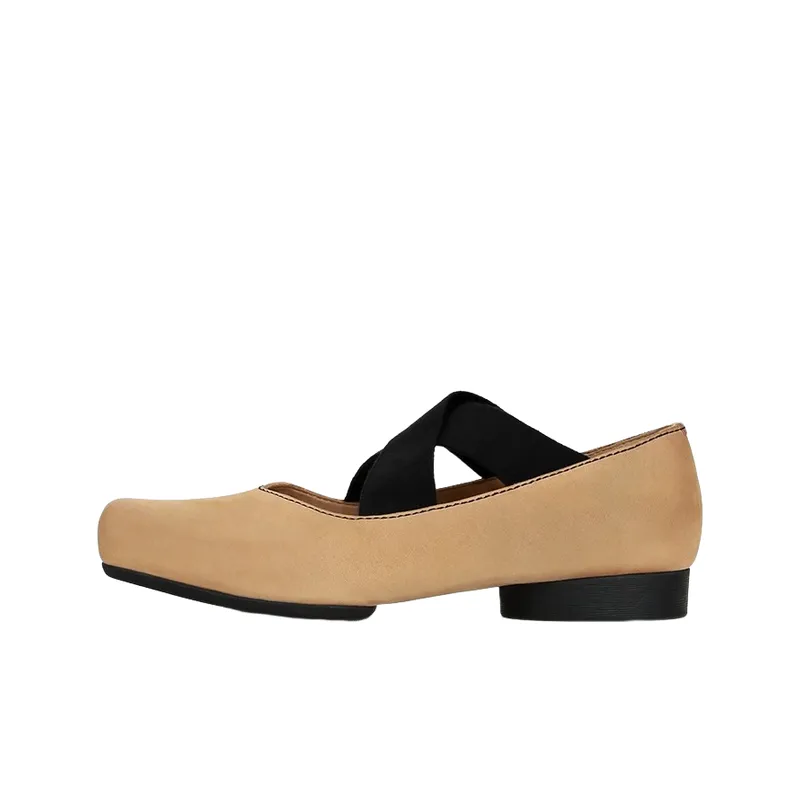 Fashionable Basics Mary Jane Shoes-0