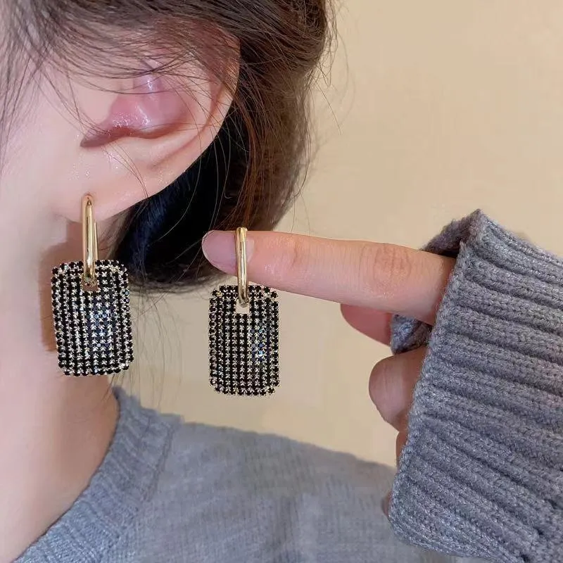 Funky Geometric Ear Stud Women-1