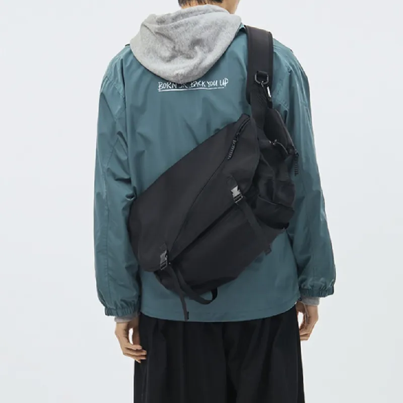 Fashionable Large Capacity Crossbody Bag-3