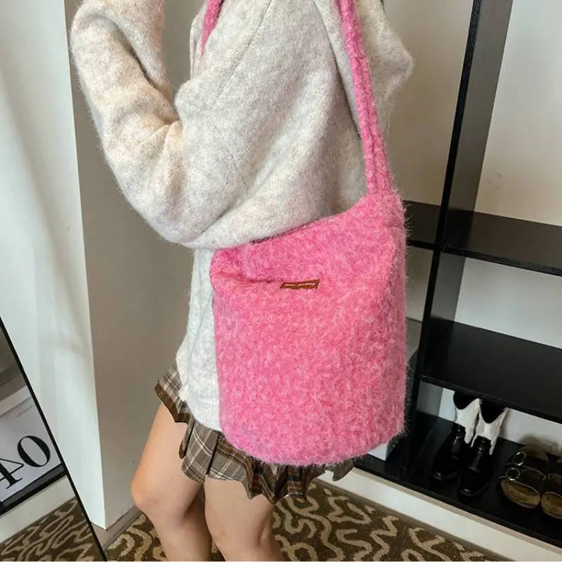 Fashionable Simple Crossbody Bag-10