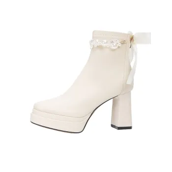 Fashionable Pearls High Heels