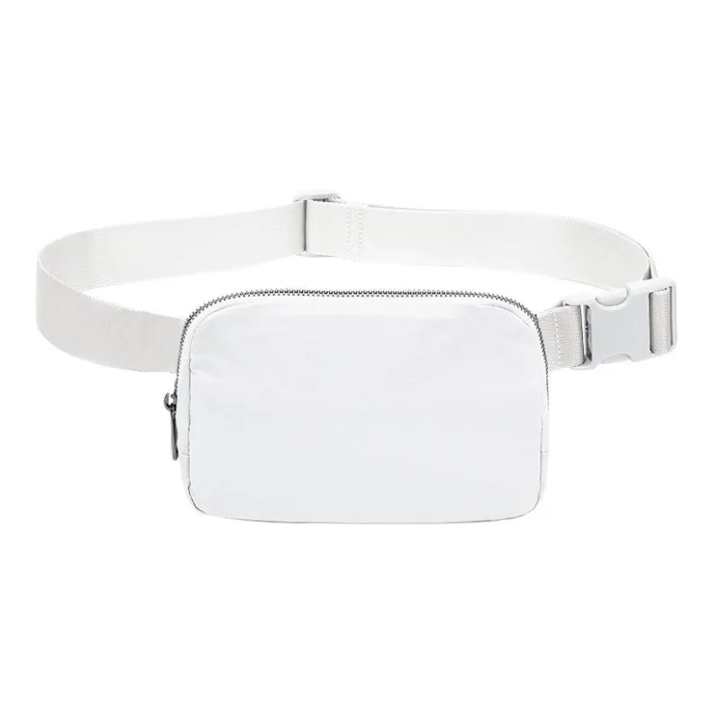 Fashionable Glamorous Fanny Pack-3