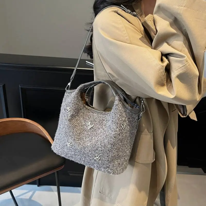 Fashionable Simple Handbag-2