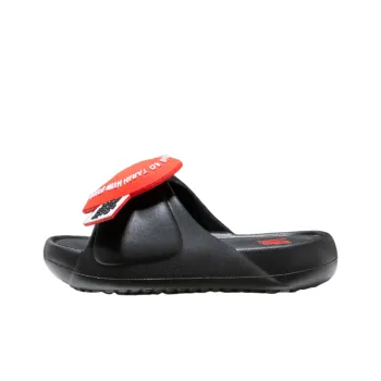 Fashionable Trendy Slippers / Home Slippers