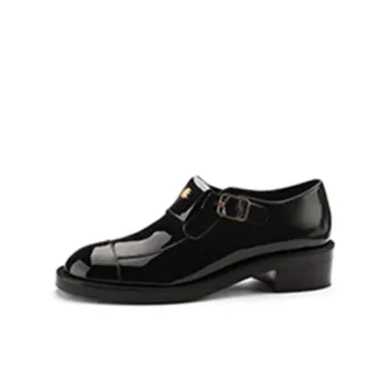 Glamorous Fashionable Loafer