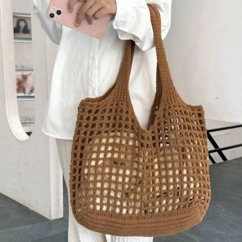 Fashionable Glamorous Handbag-5