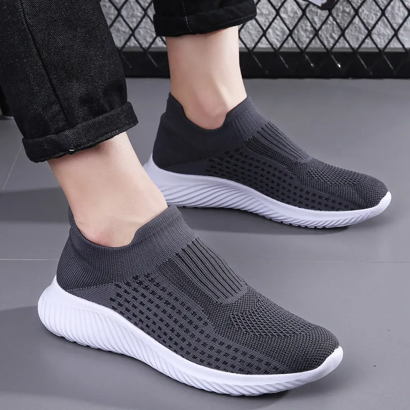 Simple Lightweight Slip On Shoes-4