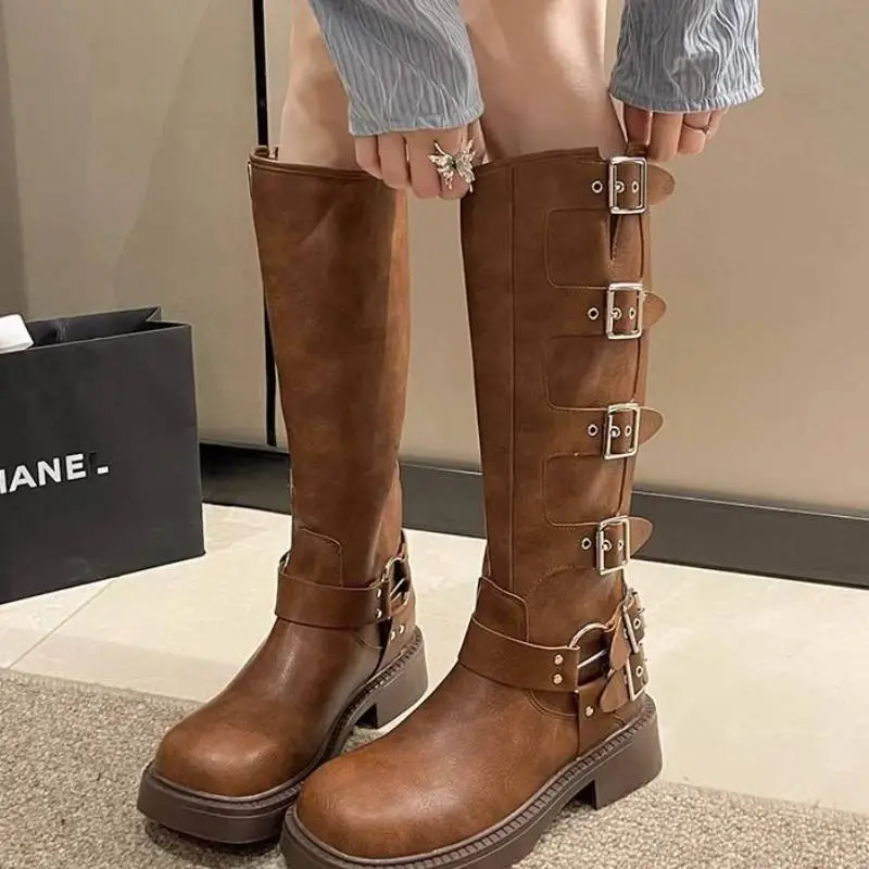Simple Retro Martin Boot-1