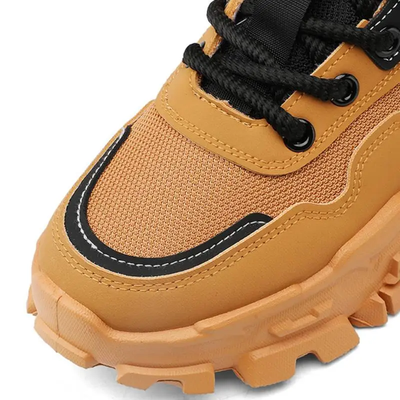 Fashionable Basics Martin Boot-3