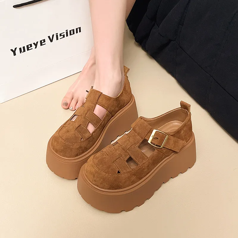 Casual Breathable Roman Sandals-1