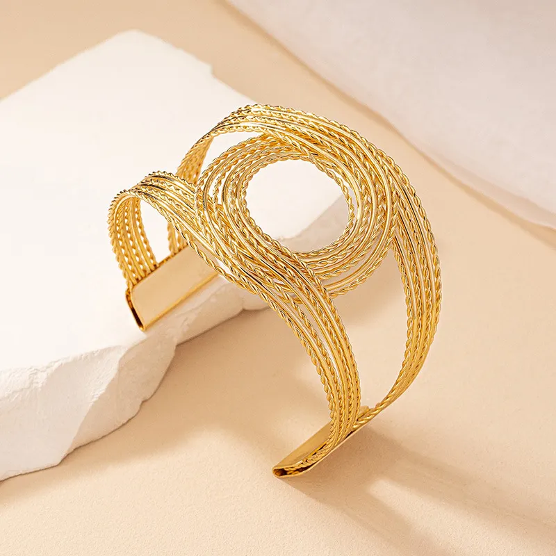 Fashionable Simple Bracelet Women-1