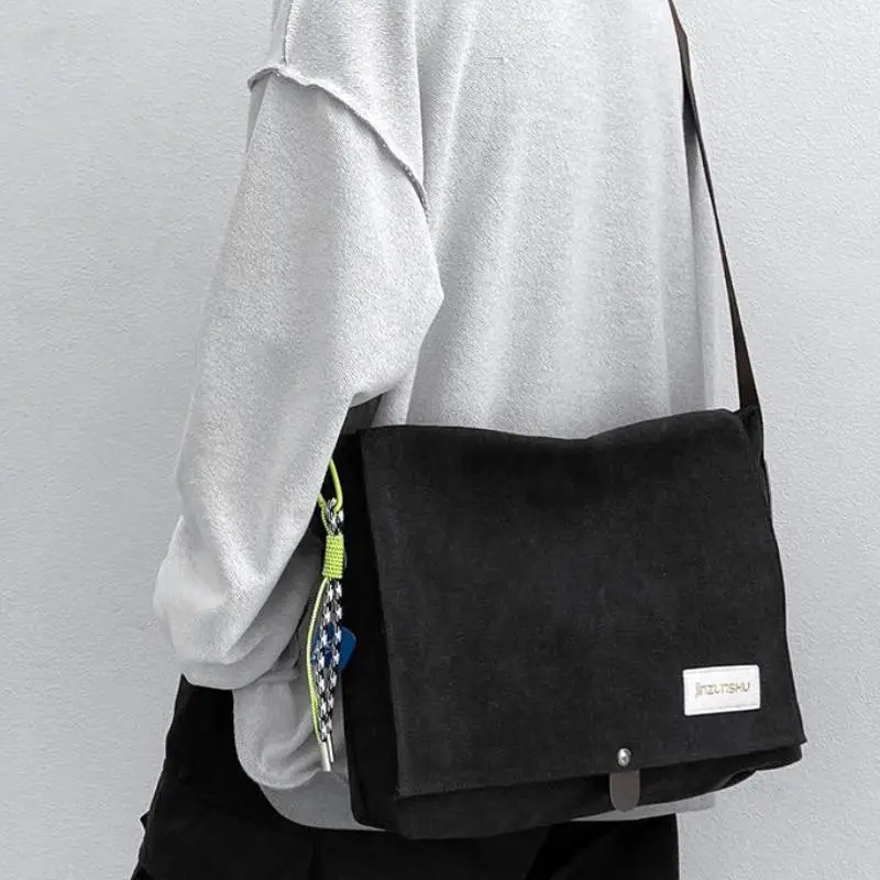 Retro Plain Crossbody Bag-8