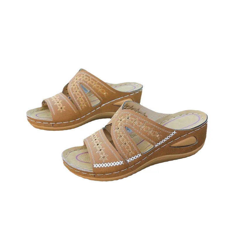 Simple Hollow Out Flip Flops-3