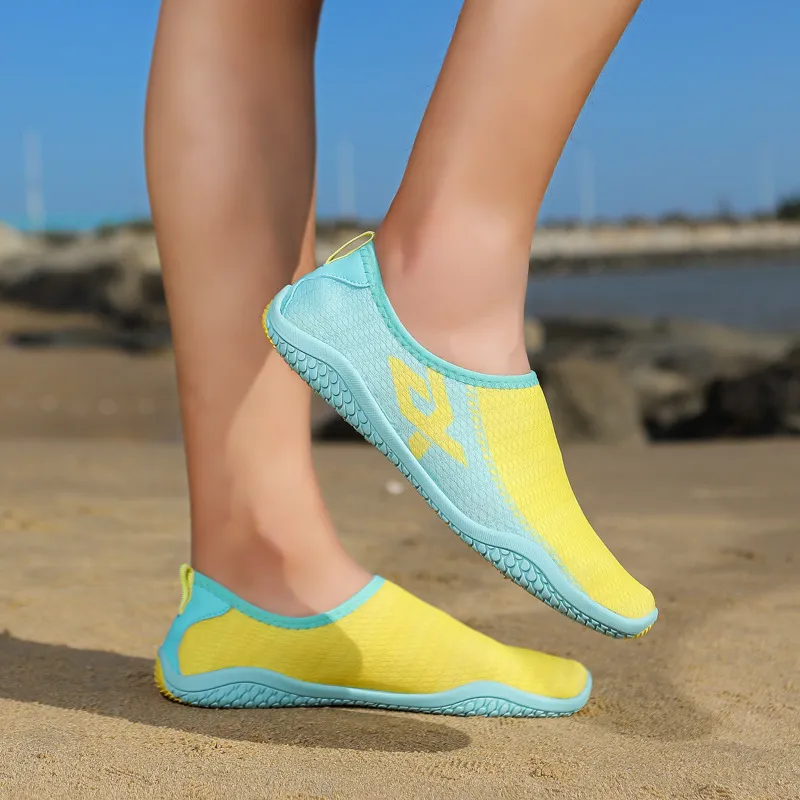 Casual Sporty River Trekking Shoes-2