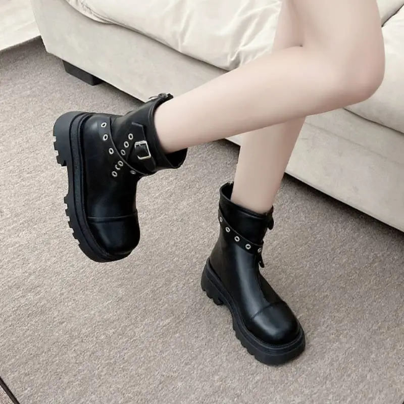 Elegant Simple Ankle Boots-1