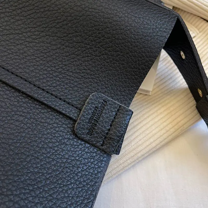 Simple Funky Crossbody Bag-3