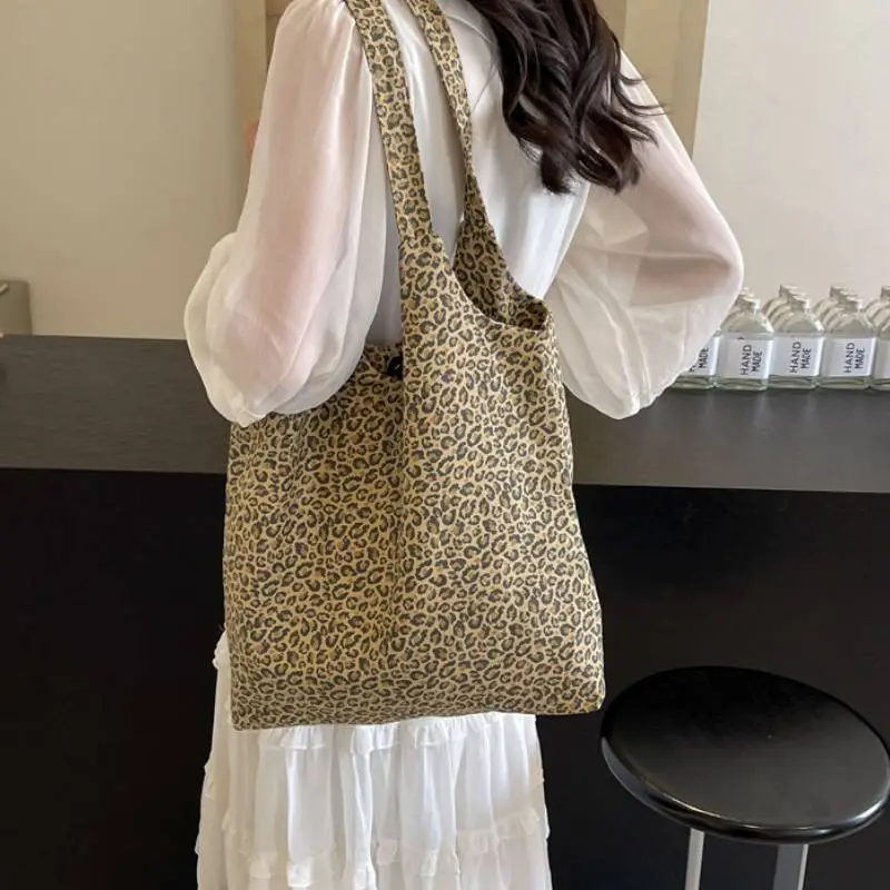 Leopard Print Simple Shoulder Bag-4