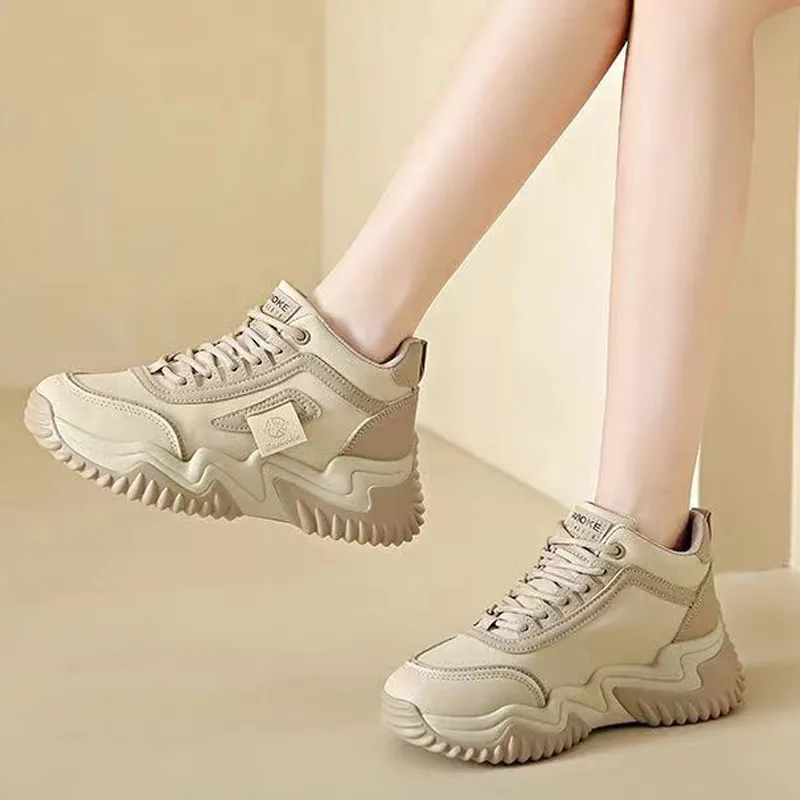 Sporty Lightweight Lifestyle Shoes-1