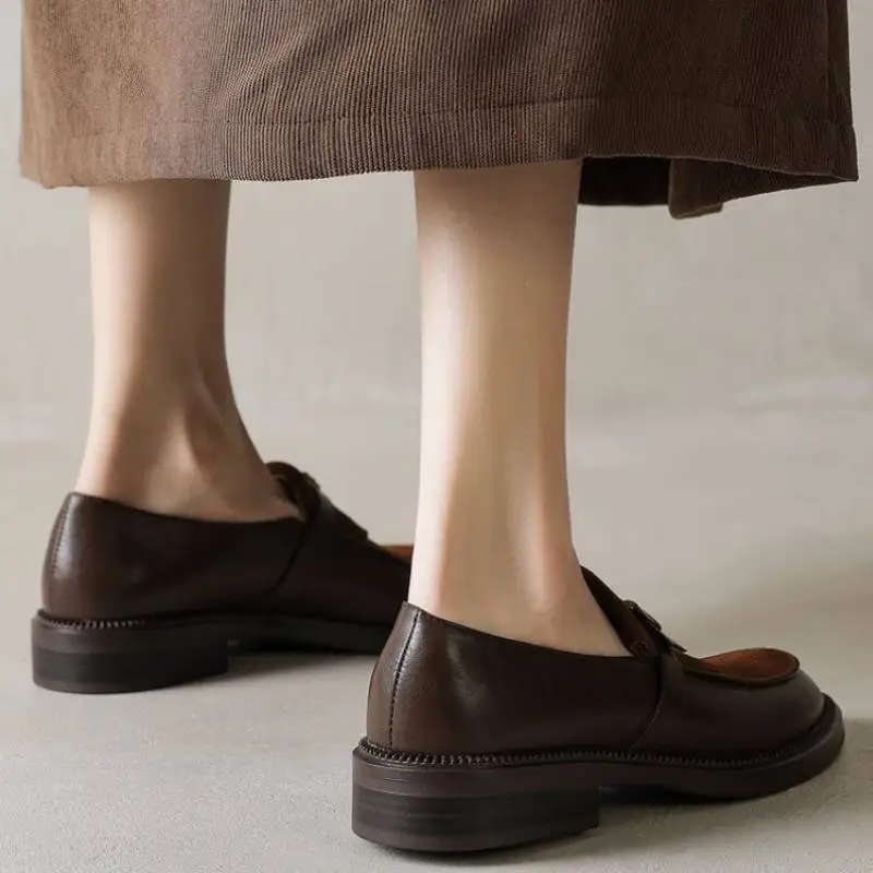 Retro Fashionable Loafer-2