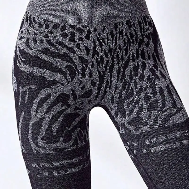 Casual Funky Blended Synthetic Fabrics Leggings Women-3