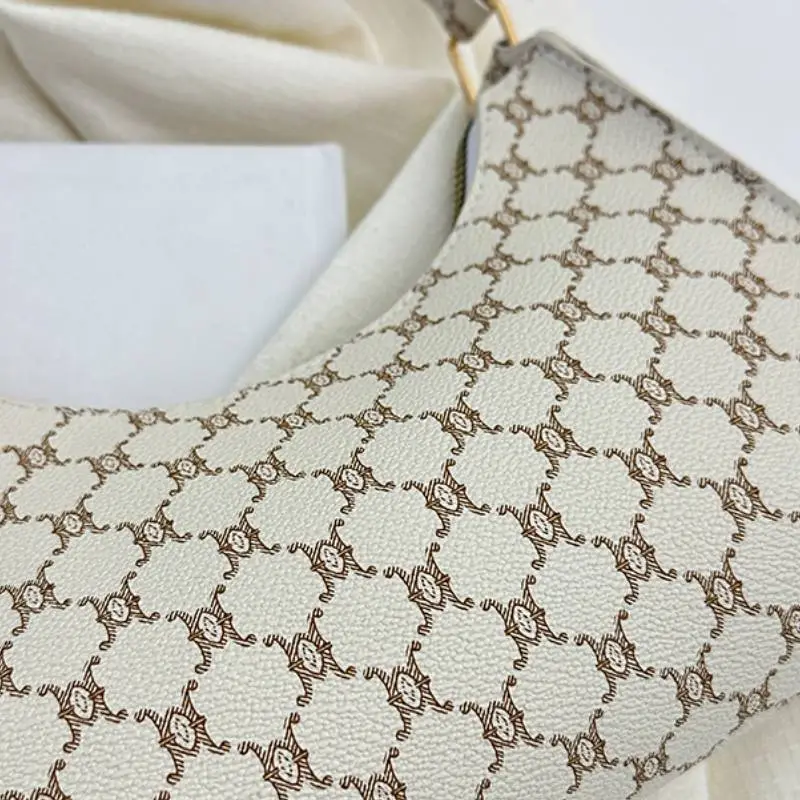 Retro Simple Shoulder Bag-5