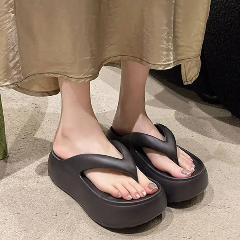 Basics Fashionable Flip Flops-1
