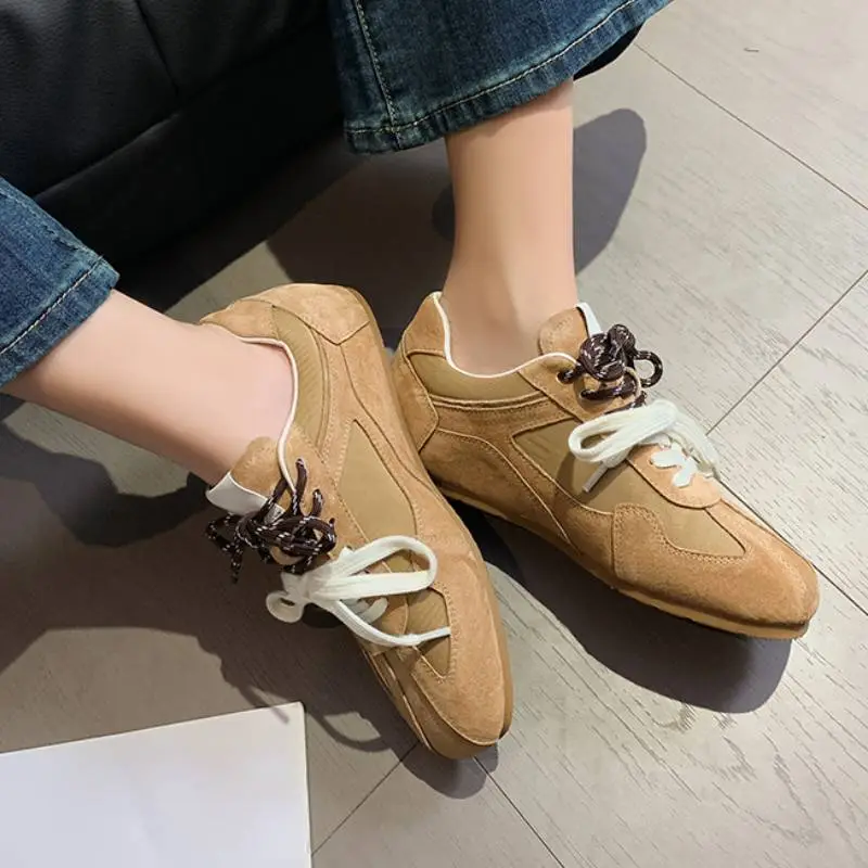 Retro Simple Lifestyle Shoes-1