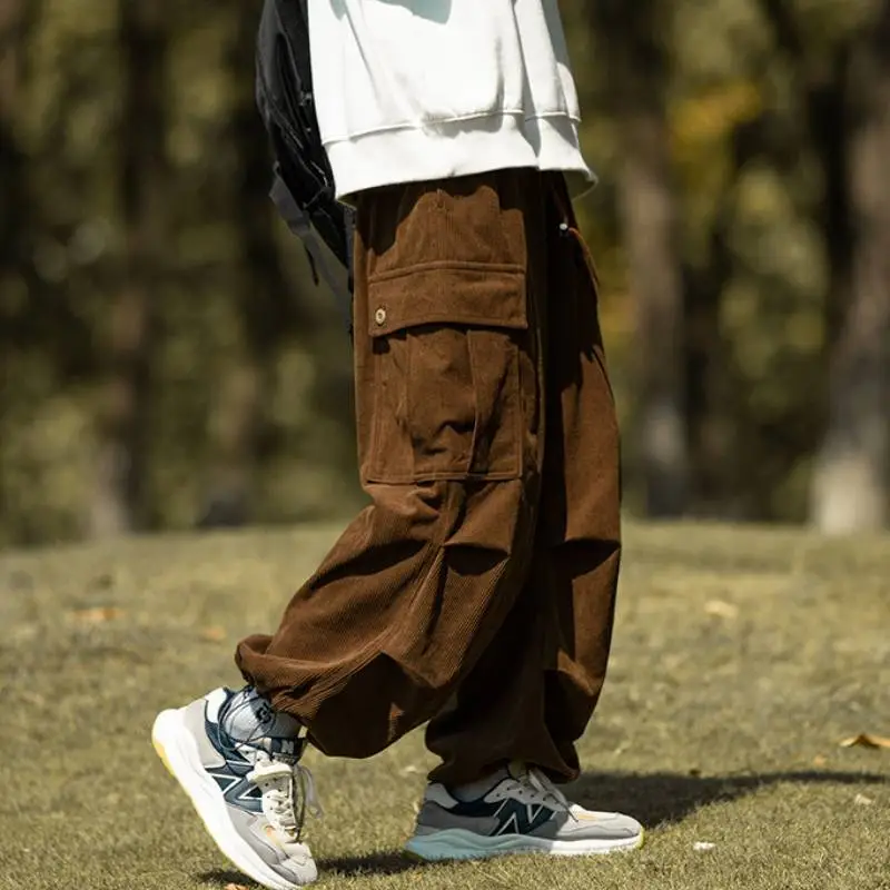 Sporty Loose Cargo Pants-3