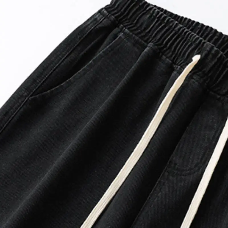 Loose Straight Leg Jeans-4