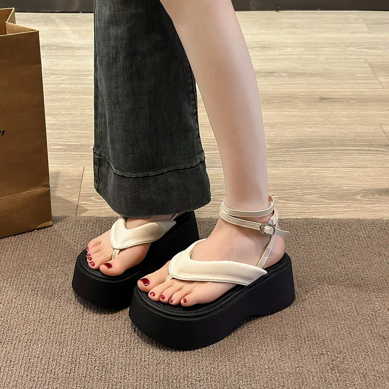 Simple Plain Beach Sandals-1
