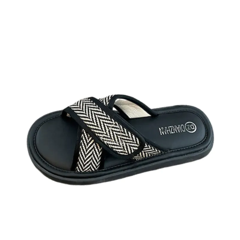 Simple Basics Flip Flops-0