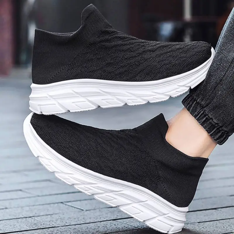 Casual Plain Slip On Shoes-3
