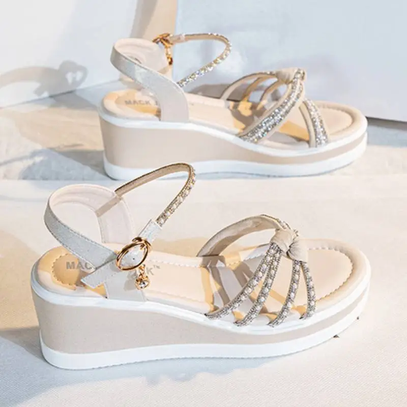 Fashionable Simple Platform Shoes-5