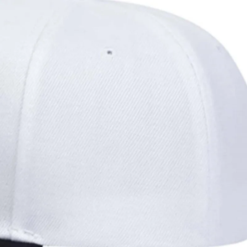Sporty Embroidery Cap-3