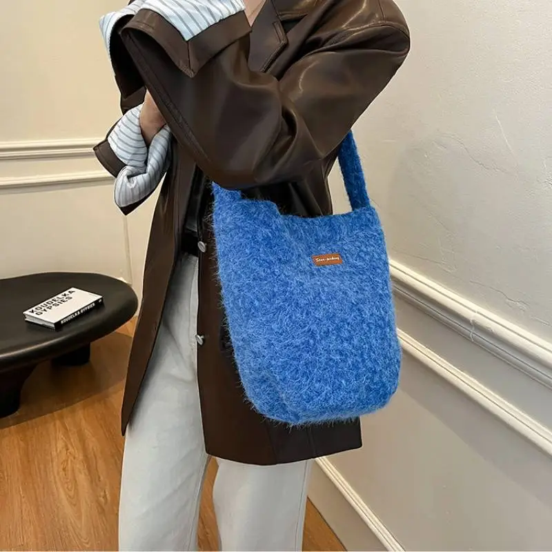 Fashionable Simple Crossbody Bag-4