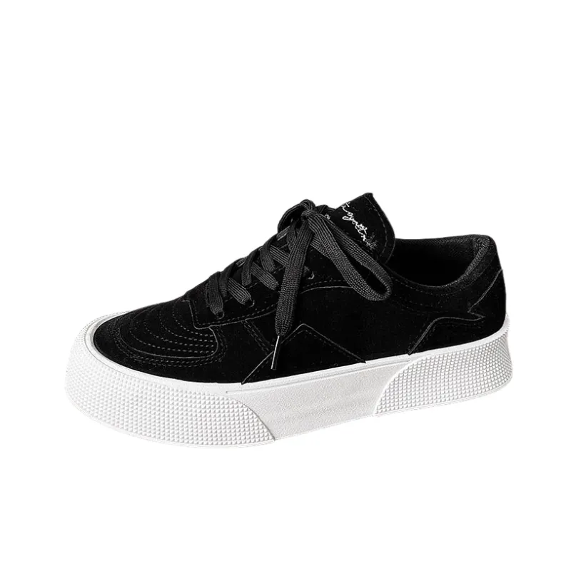 Sporty Plain Skateboarding Shoes-3