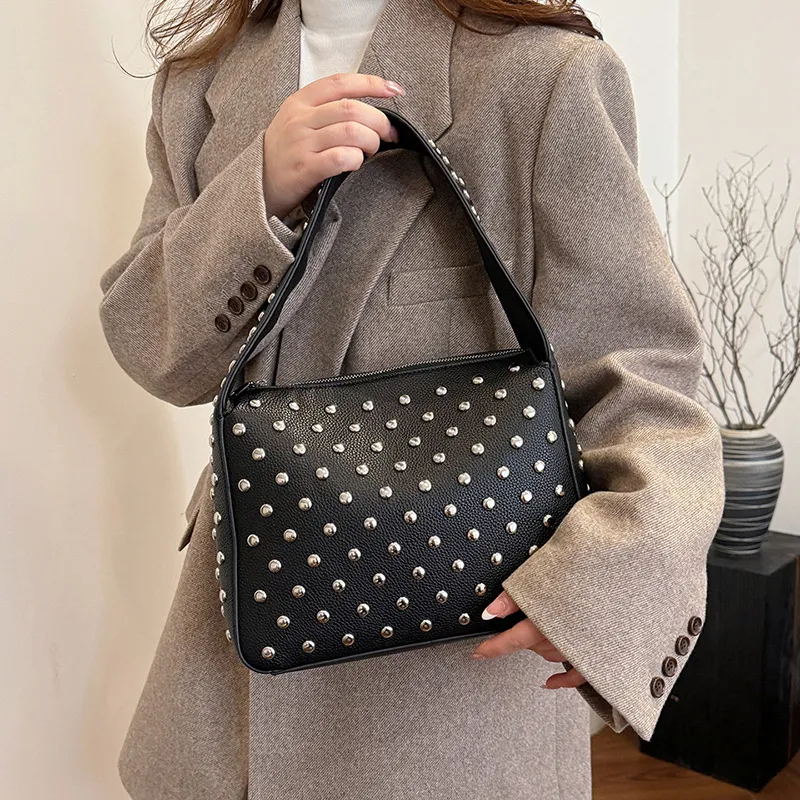 Punk Zipper Shoulder Bag-4