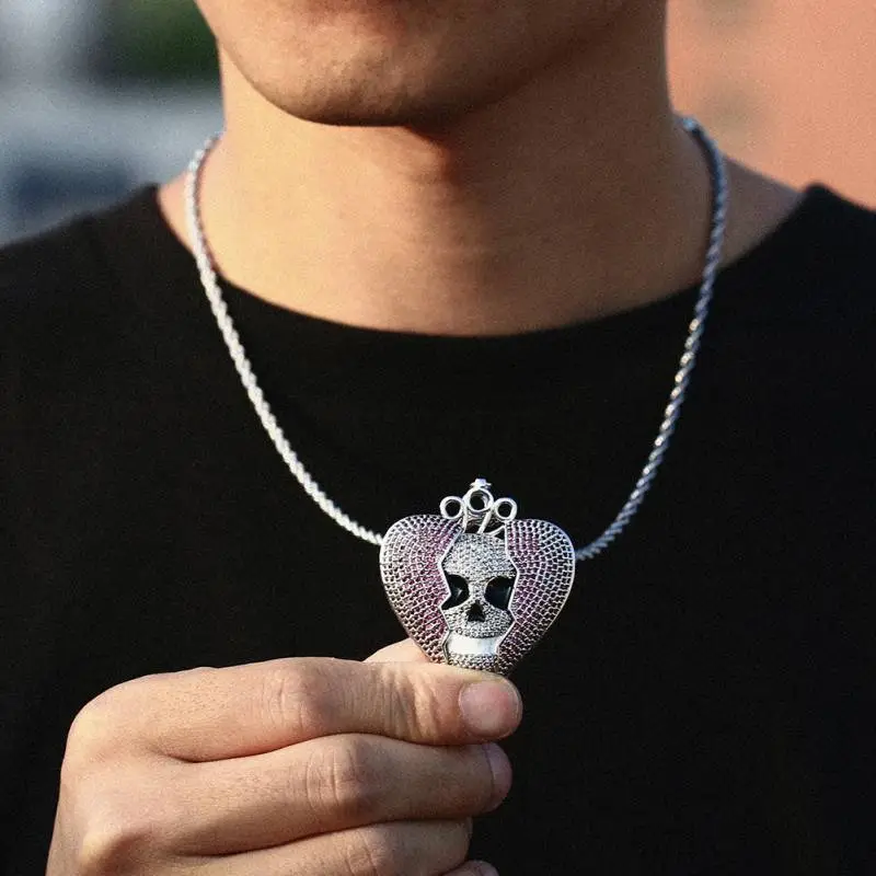 Funky Skull Necklace-1
