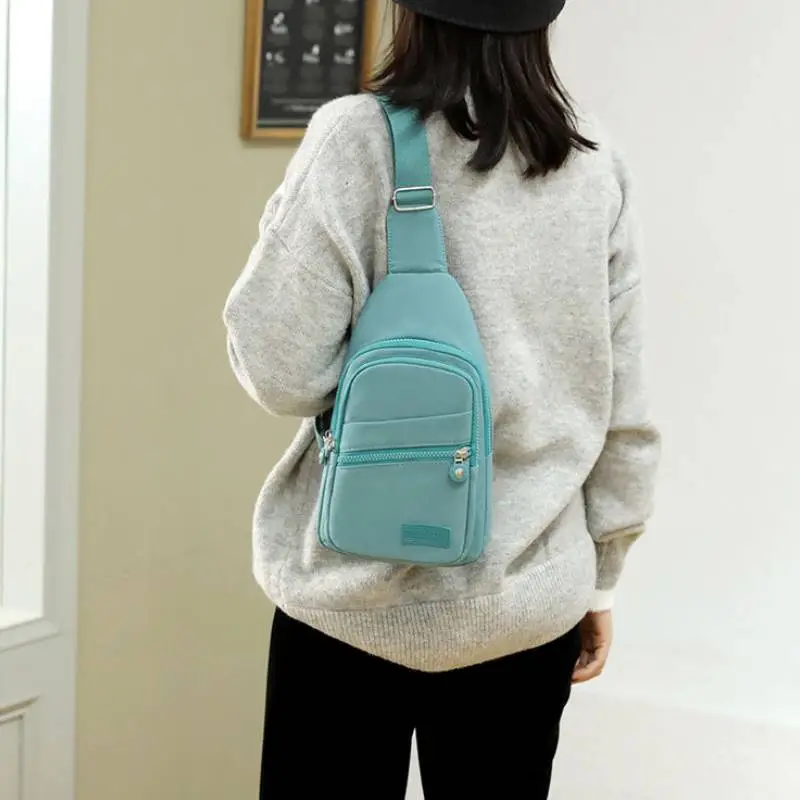 Fashionable Simple Lightweight Sling Bag-2