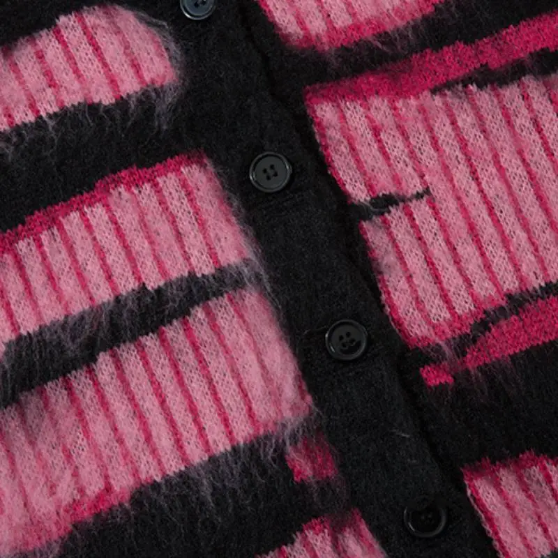 Street Contrast Color Striped Blended Synthetic Fabrics Sweater-4