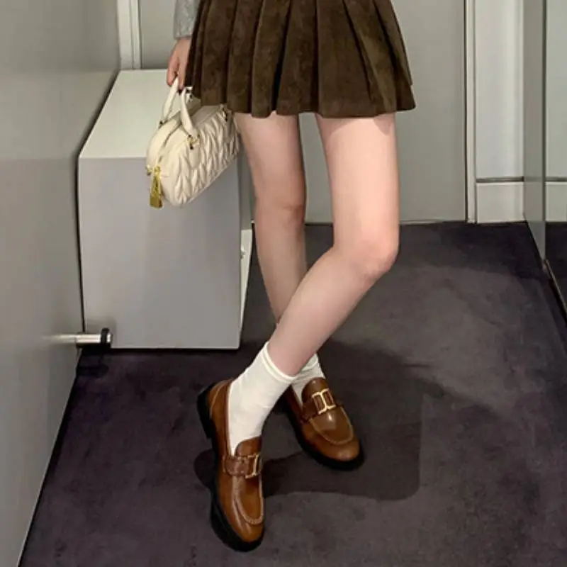 Fashionable Plain Loafer-2