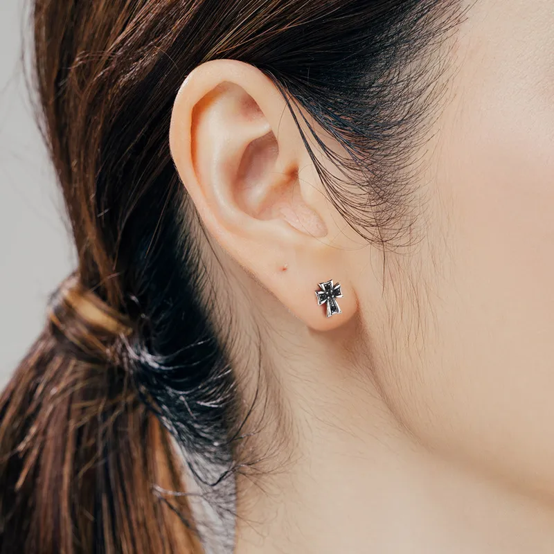 Retro Punk Ear Stud-1
