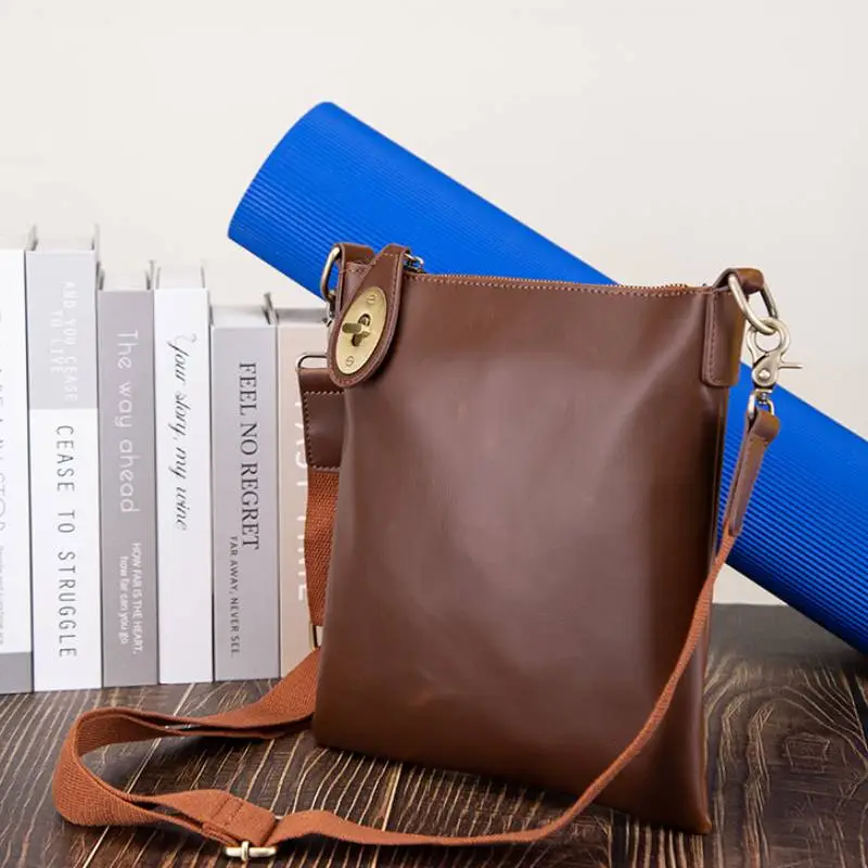 Retro Simple Crossbody Bag-1