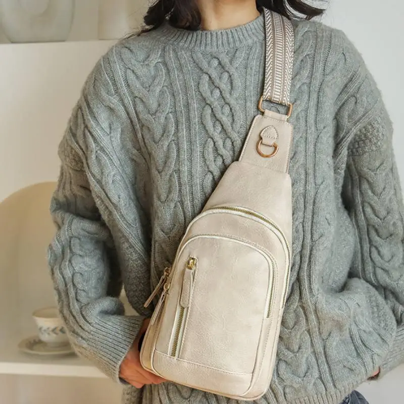 Fashionable Outdoor Sling Bag-1