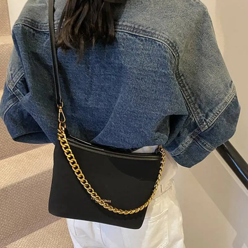 Basics Simple Crossbody Bag-7