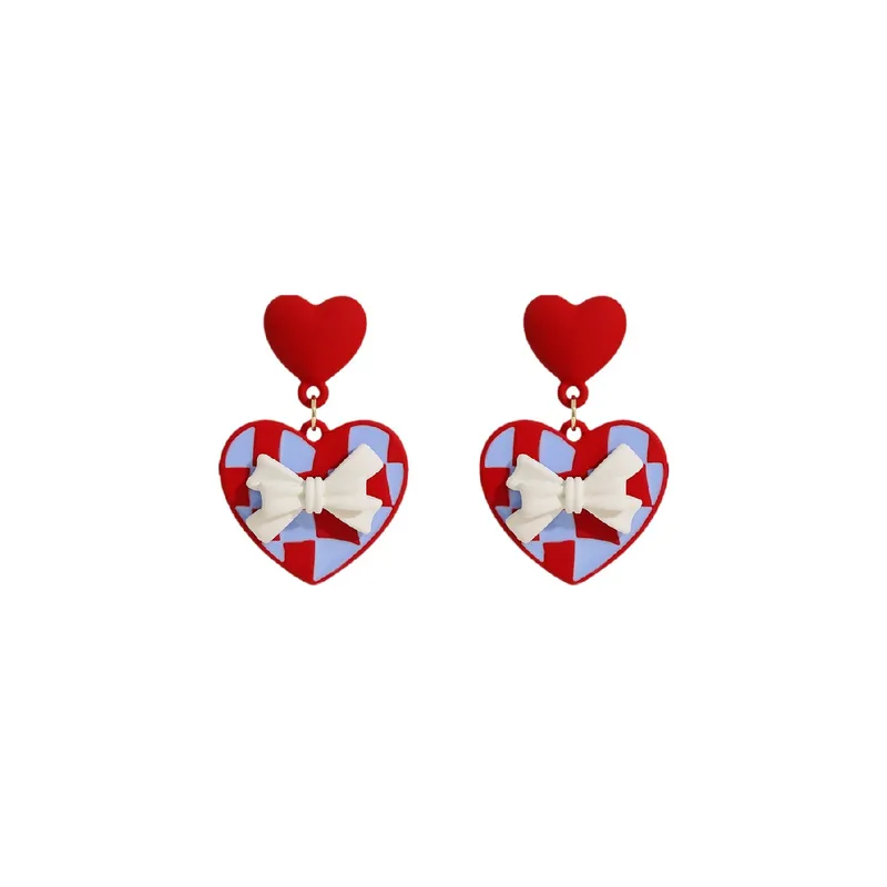 Fashionable Heart Earring