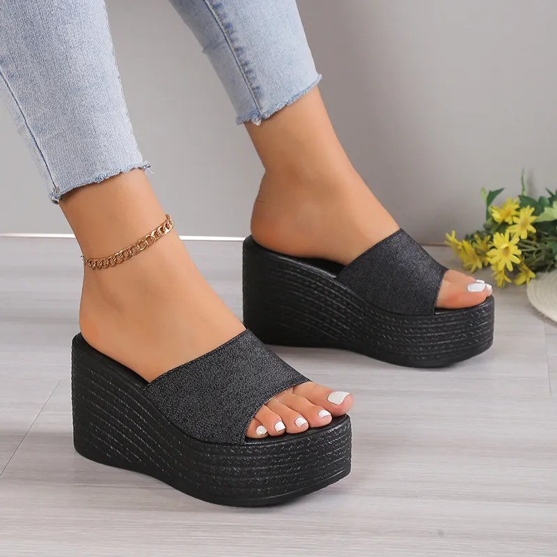 Fashionable Simple Flip Flops-6