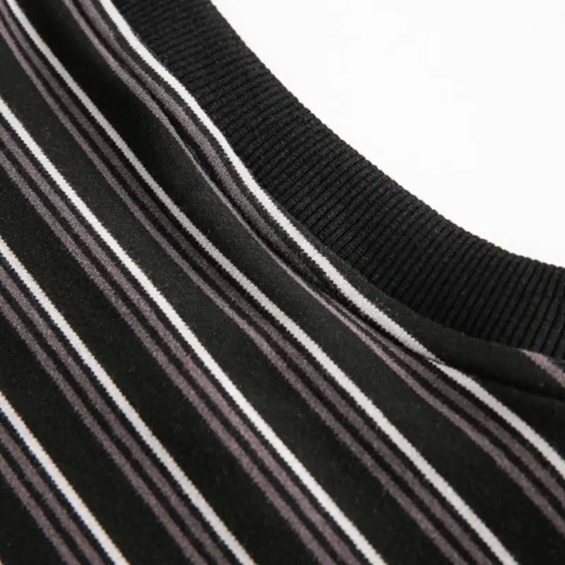 Retro Striped Blended Synthetic Fabrics T Shirt-5